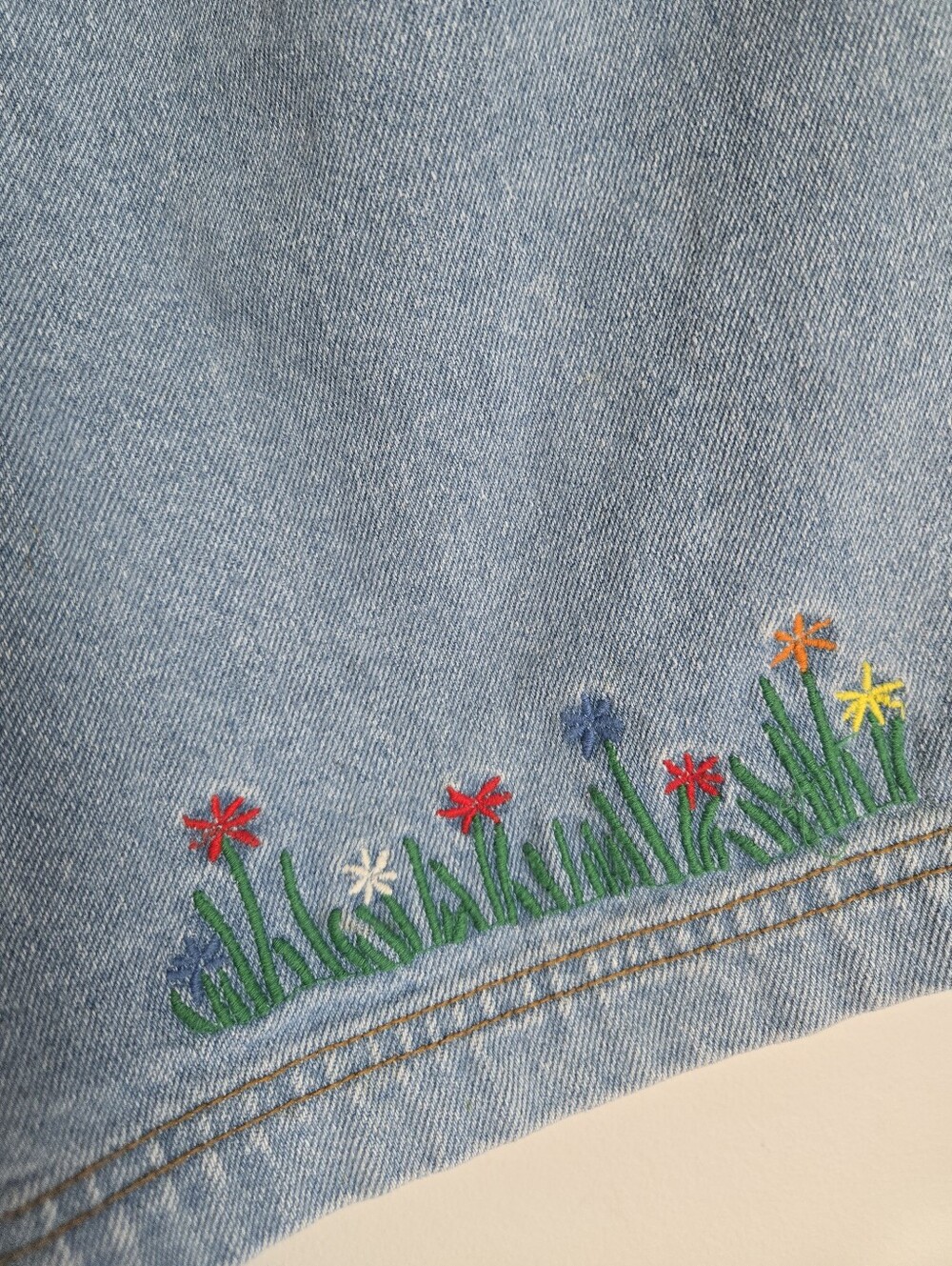Vintage Denim Embroidered Flower Women’s Shorts - Light Blue - Picture 5 of 11
